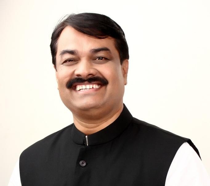 प्रा. डॉ. व्ही. एस. अंकलकोटे पाटील