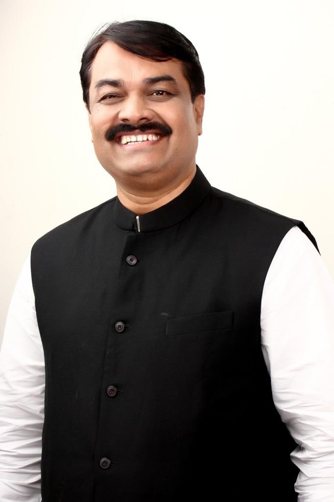 प्रा. डॉ. व्ही. एस. अंकलकोटे पाटील